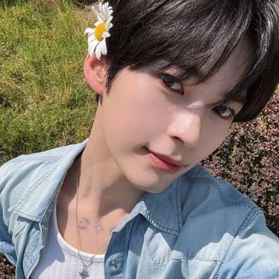 nabiyoo_'s profile picture. zerobaseone | multi | esp/eng