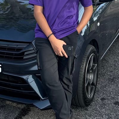 Pandai Makan Pandai Simpan, aku yg post kau lak yg panas (v)