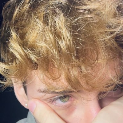 privnotangels's profile picture. a pior versão do @itsnotangels