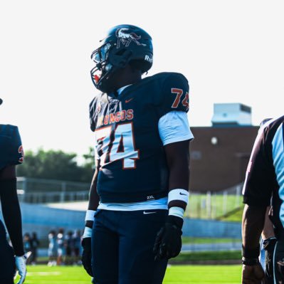 AmareNdukweRT74's profile picture. Amare Ndukwe class of 2027 6’5 305lbs gpa:3.6 @ George bush high school contact:@amarendukwe74@gmail.com NCAA ID 2510739769