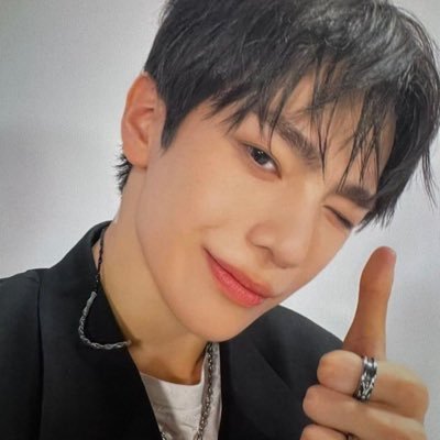 Kdrama bataklığındayım selam 👋 ~trs,skz,oneus,enha,zb1, baby monster ve evnne aşığı
