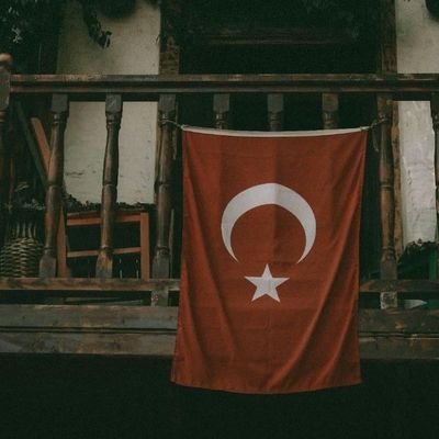 vaveyla6302's profile picture. Seni yaratan, elbet yolunu da gösterir.