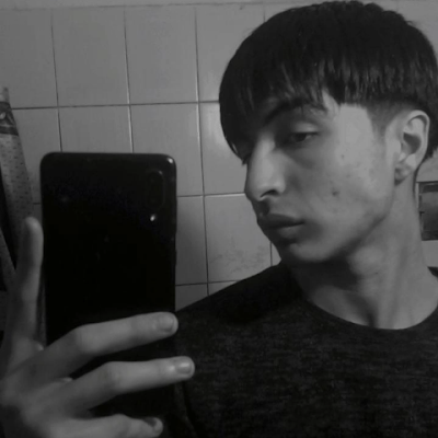 Nicoleiva04's profile picture. 