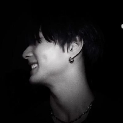 https://t.co/OjU44ZtGZW Authority etched in every breath,ㅤ𝐈𝐗.