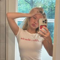 Scarlett (@nikezyfault) 's Twitter Profile