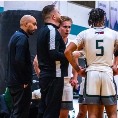 @dcroyalsmbb Head Coach. @basketballbc Program Administrator @mizzou M.Ed - Positive Coaching and Athletic Leadership alum.