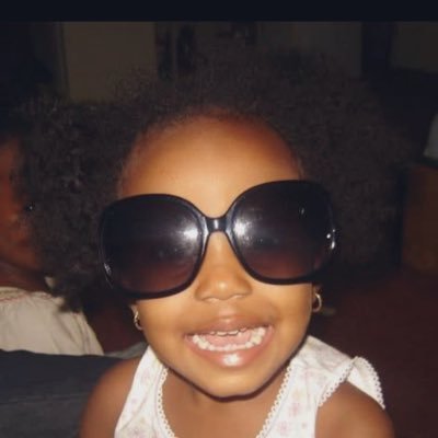 teetee_i02's profile picture. élan vital..