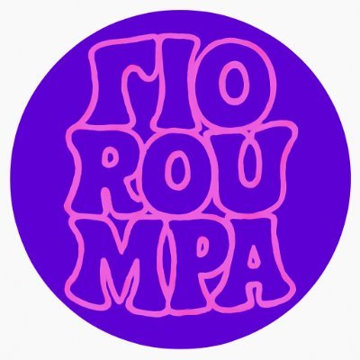 Yorumba_'s profile picture. Ένιωσα ένα χέρι, ένα χέρι να με κινεί, σαν σταθμός στο ραδιόφωνο.