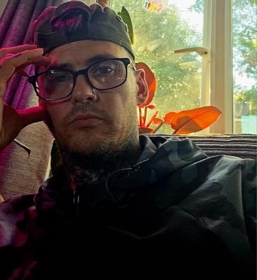 Robert from Leeds love tattoos horror movies crime documentaries gaming ps5 and PC