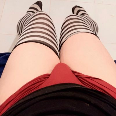 Femboy🇲🇽1.60m-19 años venta de contenido personalizado 🔞 dm follow x follow
