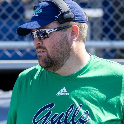 Tight Ends & Asst. OL Coach @EndicottFB | Recruiting: Worcester & Norfolk County MA | Endicott College M'21 | Assumption University ‘17 #BeachBall #GULL2EA5ON