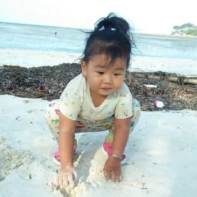 ikandiangkaza's profile picture. Ikan ikan melayang di angkasa