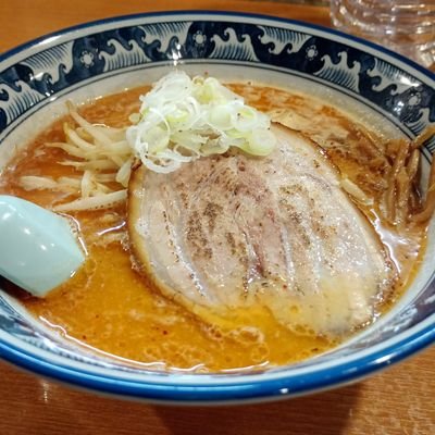 暇人(18↑)。カスツイ量産機ですので不快だったら🔇なり🚷ご自由に。Vtuberと音ゲーと筋トレ好き。✽音ゲー:太鼓('24名人)、弐寺(SP三段)、Arcaea(12.1↑)、DIVAac(赤Lv.10全クリア)。他、たまにウニやボルテ。音ゲー系Youtuberやってこうか考え中