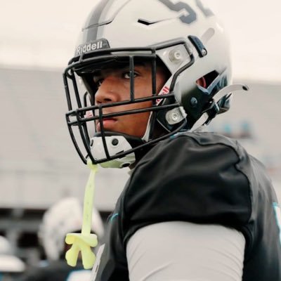 6”1 - 260lbs / 2028 Jensen Beach High (FL) / NCAA#: 2503548783 / DL/OL: Football #52 / D-Pole: Lax #28 / Wrestling / hkfarro0428@gmail.com / Coach:@caffeyjbhs
