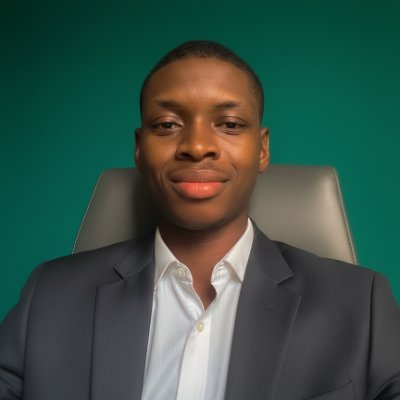 kreativkc's profile picture. UI/UX designer & web creator. I help businesses shine online with websites & Instagram designs that attract clients.