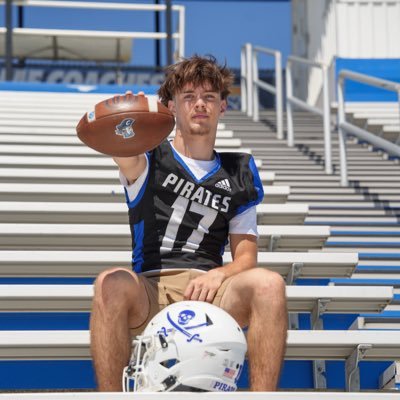 Charlestown High School(IN)|5’11|150lbs|WR|Class of 26’|GPA: 3.0|812-725-2493|np499349@gmail.com
