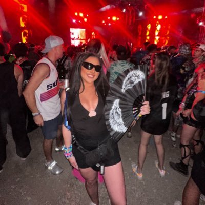 Doberman momx2 - EDM techno Cowgirl⚡️👢🪭