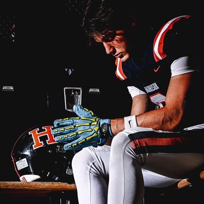 HHS CAPTAIN |CO‘26 WR/ATH| 4 offers|
6’0 177 lbs| 4.53 40 | 34