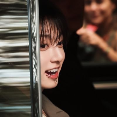 htt0613's profile picture. see u in 2025💜