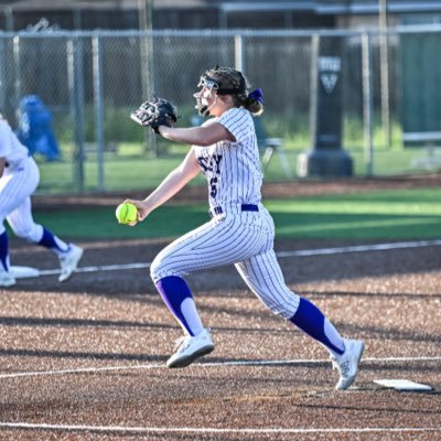 karleeclark2026's profile picture. Clarendon Commit 💚 | 2026 | RHP/Utility/OF/1st | Godley Varsity SB Player #5 | karlee.clark2026@gmail.com