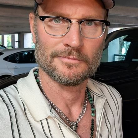 #1 New York Times bestselling author of RUNNING WITH SCISSORS, DRY, A WOLF AT THE TABLE, MAGICAL THINKING, THIS IS HOW & the forthcoming novel, THE DEBRIS FIELD