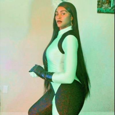 ayannadaze's profile picture. artist / cosplayer▪️health & wellness 👉🏾 @mykey2wellness ▪️ hair growth & skin Dāzē Oil™ 👉🏾 IG @ dazeoil . Use my link to find me on TikTok and more! :)