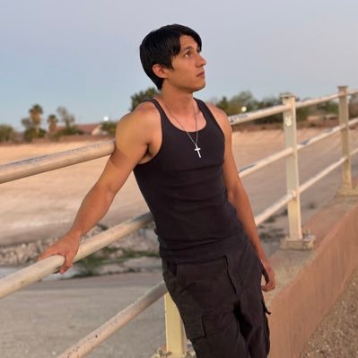 4 fun | Fitness, Gaming, Life | DM’s Open | business email: sebbythe1business@Gmail.com