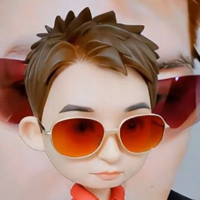 ひとりロックバンドの石山秀幸
です。iTunes、AmazonMusic等、有名配信ストアで楽曲好評配信中😆ドラムは打ち込み🥁ドラム以外を一人で演奏。作詞・作曲・編曲・歌🎵『✕-GAME』なぜかベトナムで最高39位(ロック部門)✨※Youtube登録して!LIVE来て!フォローお礼!等のDM不要です🙅♀️