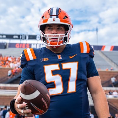 ZachBarrett55's profile picture. @IlliniFootball OL