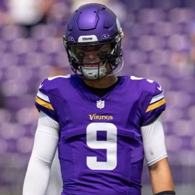 therealmtp1994's profile picture. Minnesota Vikings fan. WWE is COOL. SPORT STOOGE.