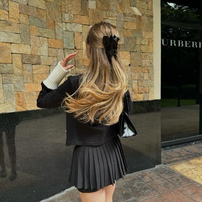 LunaJ376901's profile picture. Political strategist & global thinker 🌍💼 | Insights with elegance ✨