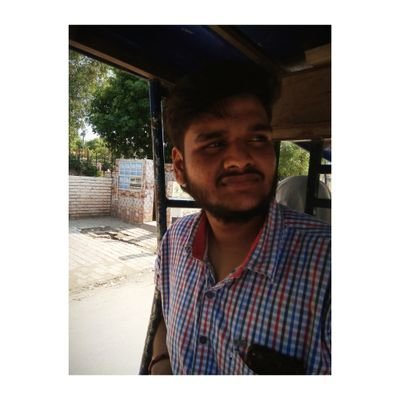 AmanSri64274473's profile picture. ज़मीं पर घर बनाया है मगर जन्नत में रहते हैं
हमारी ख़ुश-नसीबी है कि हम भारत में रहते हैं❤️🙏🇮🇳।।

जय हनुमान जी 🙏🙏.......।।