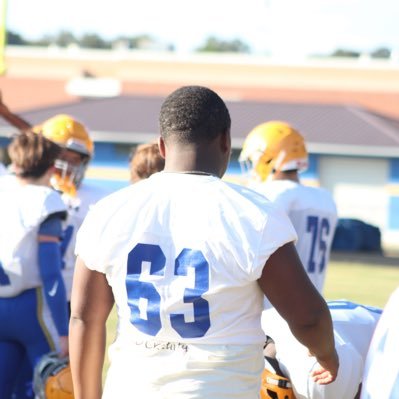 class of 2029|LT NG|240|southern |jv|first year| https://t.co/YmNYrsBkMp