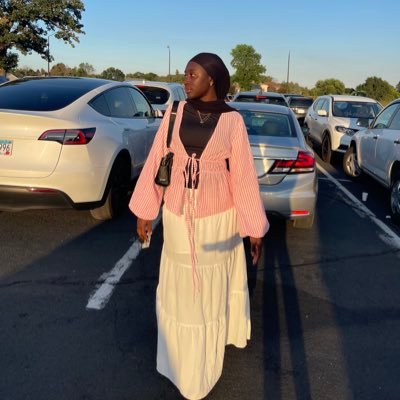 Ar-Rahman before all💗|19|🇬🇲torodo| I talk deen, life & how annoying school is| brains are for thinking, use them!