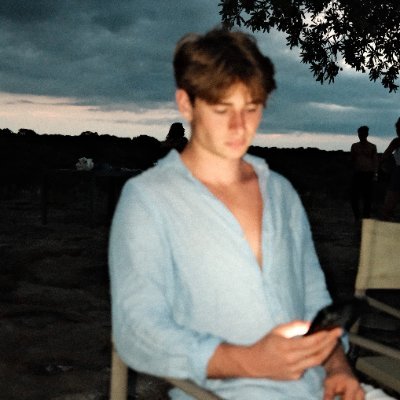 MauritsVault's profile picture. 19 & stacking millions 📈
Fast cars, smart crypto plays, endless grind
Here to prove it’s possible 🏆