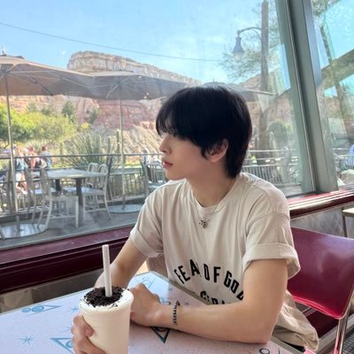 cravity + svt ult! | #앨런 #조슈아 lomls💫 | more active on insta @/bobbysgiraffe + @/cloudyseongmin !!