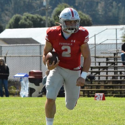 5’10 195 /QB, DB,PR, KR/class of 2026 /State champs 2023/ 2023 State champ MVP/ GPA 3.9/max squat 365 bench 300 clean 285 Email tannerpidgeon12@gmail.com