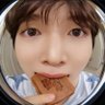wwwithp's profile picture. everybody look at this 🫵🏻