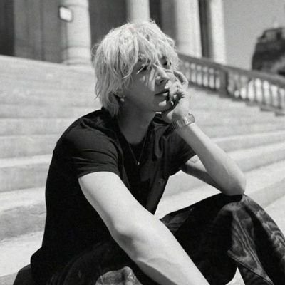 (fakeaccount) NCT127 の中本悠太です!大夢が有るから、僕を存在します。(ムンさんは日本語を勉強しますから、間違う有れば教えてください!)