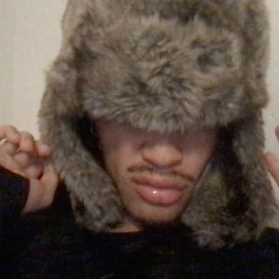 auradelic's profile picture. 💞💓💗💕💘🍬🫧🌩️