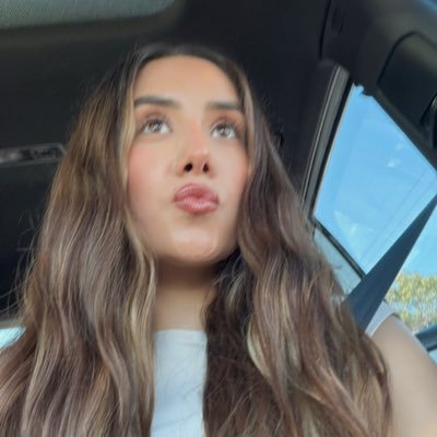 VCastoren's profile picture. :)