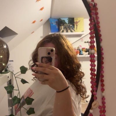 mielpopss8's profile picture. 