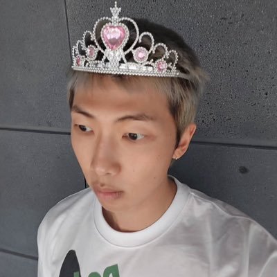 cacanicole17's profile picture. i love my bts 🫶🫶||🇲🇽🇲🇽|| 🐨🐹🐱🐿️🐥🐻🐰|| 🌅 || ||baseball⚾️❤️🩵|| hobi is my soulmate✨pied piper my song 🎶