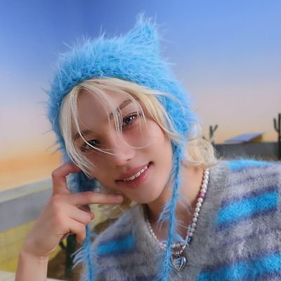✧・゚: *✧・゚:*
𝑺𝑻𝑨𝒀 ☯︎
𝑆𝑡𝑟𝑎𝑦 𝐾𝑖𝑑𝑠 𝑚𝑦 ℎ𝑜𝑚𝑒 ♡︎
🐥💙
𝑊𝐻𝐴𝑇 𝑇𝐻𝐸 𝐹***
𝑖𝑛𝑠𝑡𝑎: im.not.judit
-: ✧ :-゜・.