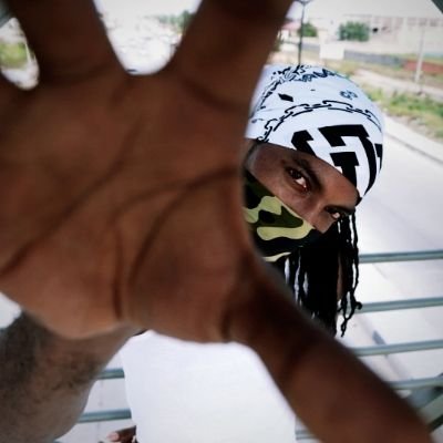 EmyraldYDX's profile picture. WE CAME TO INSPIRE MANY...🇳🇬🌍