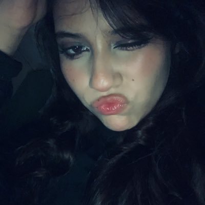 chaarmwi's profile picture. cuenta en decadencia