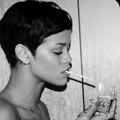 luvunaii's profile picture. reset.