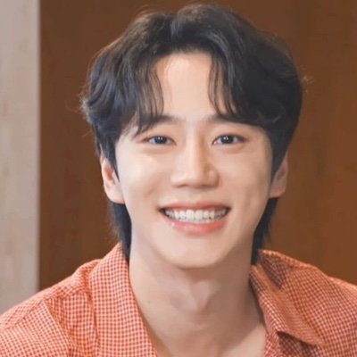 fangirl who loves baking, cooking, learn gardening and korean🪴📚 | #2PM #BTS #GOT7 #LeeJunYoung #DAY6 #ChaWoomin #LeeMinjae yappers🤫 여기에는 멀티팬덤이 있습니다! ☘️