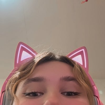 Variety Streamer 🎮💜 https://t.co/IrjHtbrDUS 🍡twitch.lazycamz@gmail.com 💌
