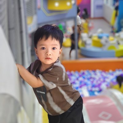 VZhiang96's profile picture. I am a SUI adventurer. I like Cosmodia + Panzerdogs + WaveWallet + KuMo. I am from Viet Nam.